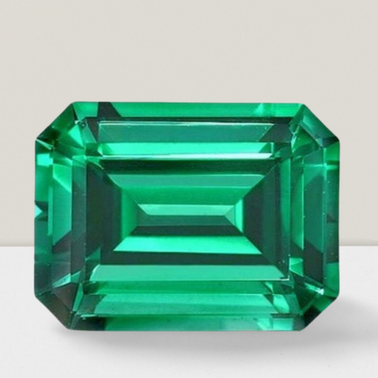 Emerald Octagon Cut Gemstone 2 Cts – 10×8 mm VVS Loose Gem