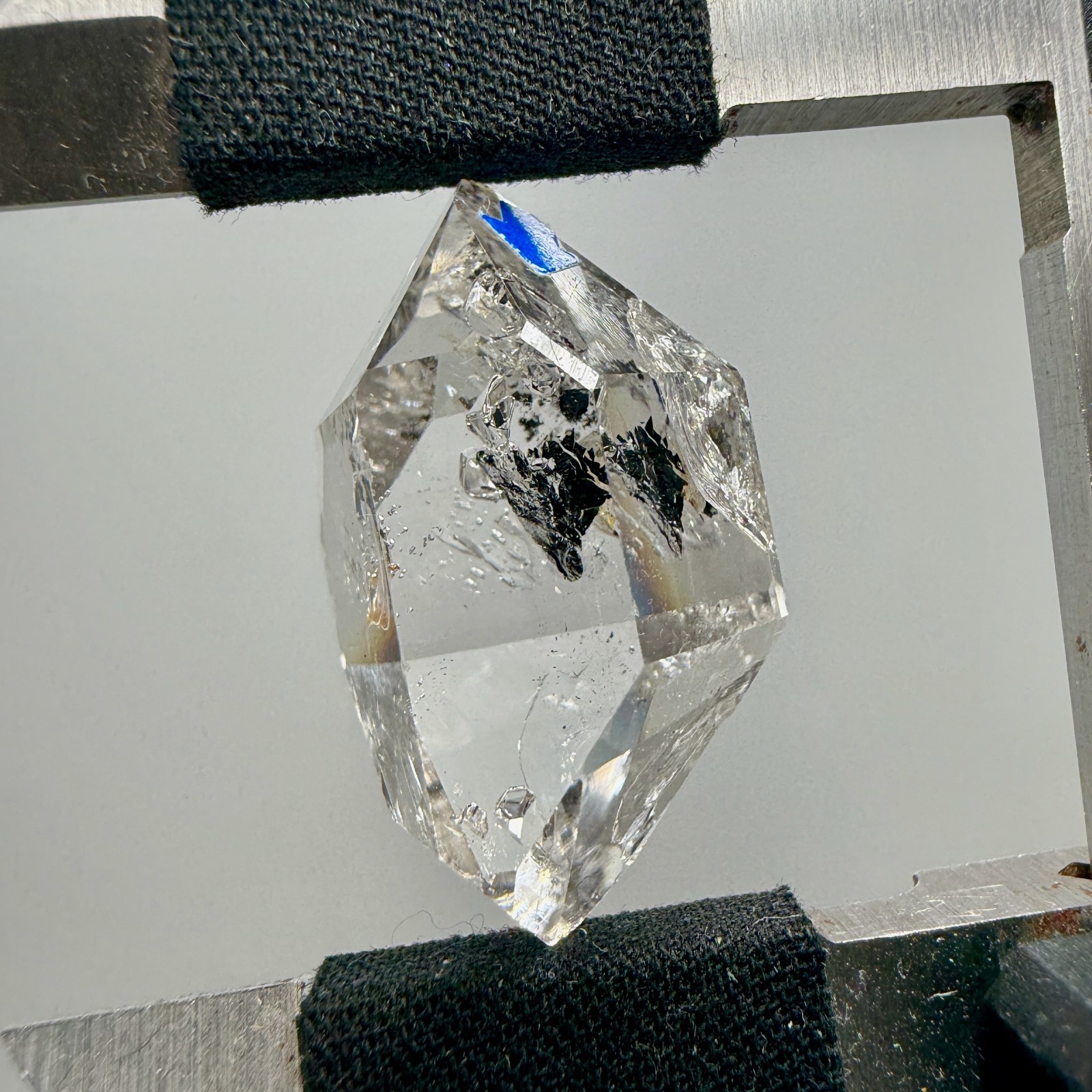 8.63 g Enhydro Herkimer Diamond Gem w/ Moving Gas Bubble, A-Grade Clarity