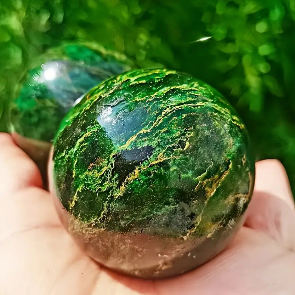 Natural Emerald Crystal Ball Sphere Polished Gemstone Home Decor Gift 5cm 1pcs