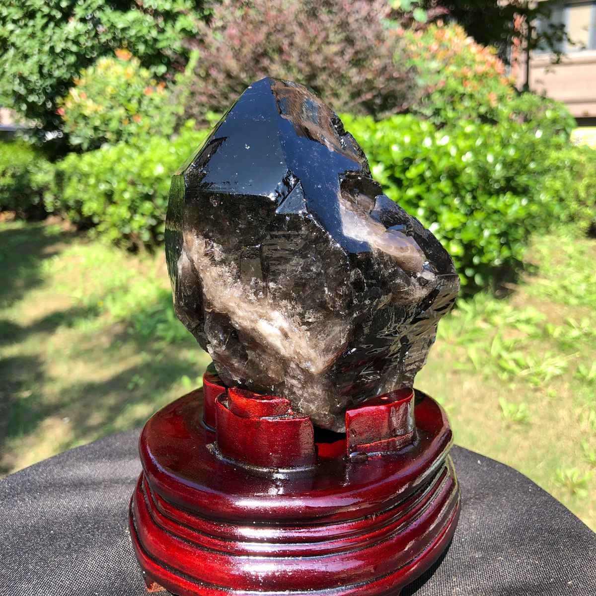 2030g Natural tea crystal specimen + pedestal MH2304