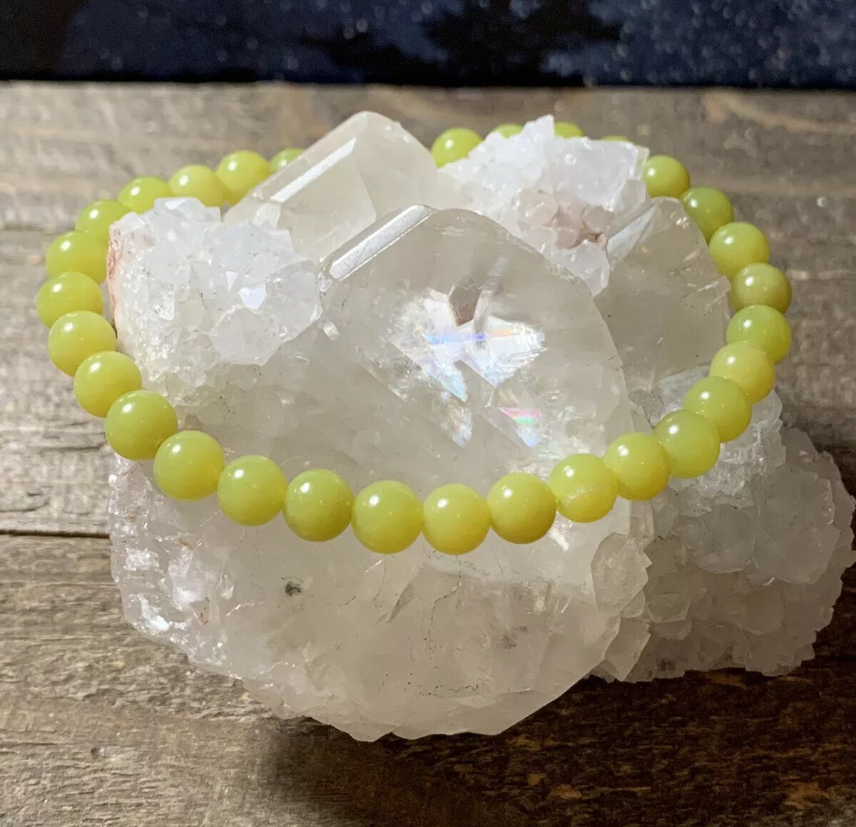 *HEALERITE 6MM ROUND SMOOTH MAGNESIUM SILICATE NATURAL CRYSTAL BRACELET*