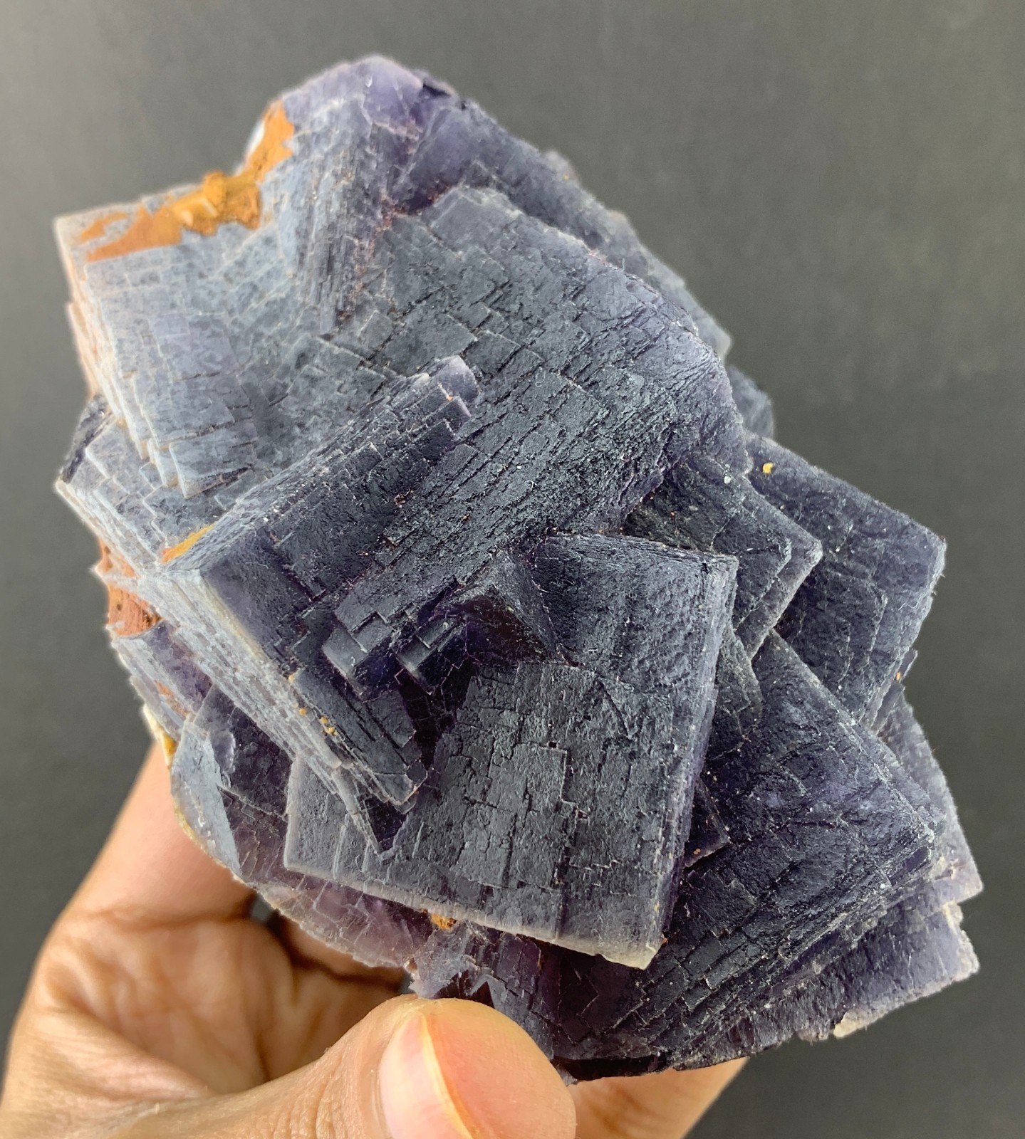 1.3LB NATURAL CUBIC UV REACTIVE FLUORITE CRYSTAL MINERAL SPECIMEN COLOR CHANGE.