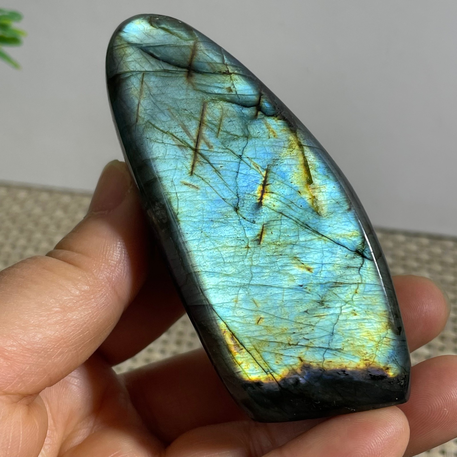 Natural Labradorite Crystal gemstone rough original Specimen 125g