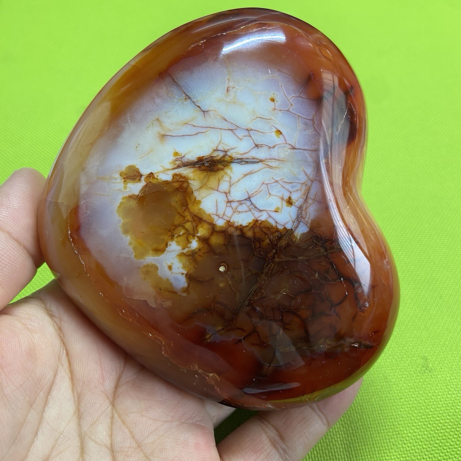 102mm528g Beautiful Patterns Red Agate Heart Carnelian Reiki Display Mad Y092