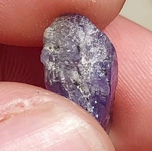 STUNNING BICOLOR YELLOW & BLUE TANZANITE FROM TANZANIA