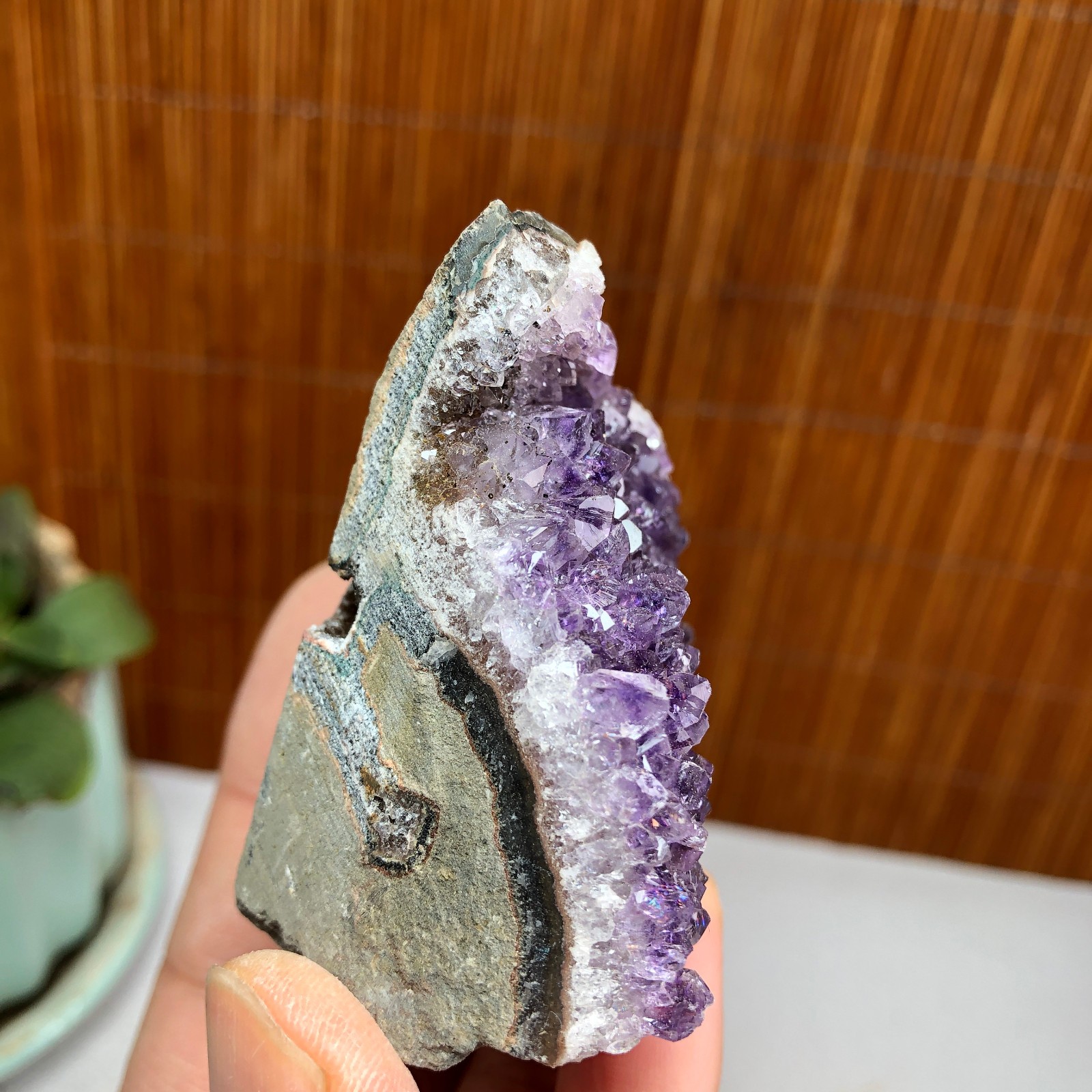 56mm NATURAL amethyst point purple Crystal Cluster Mineral Specimen 109g A1446