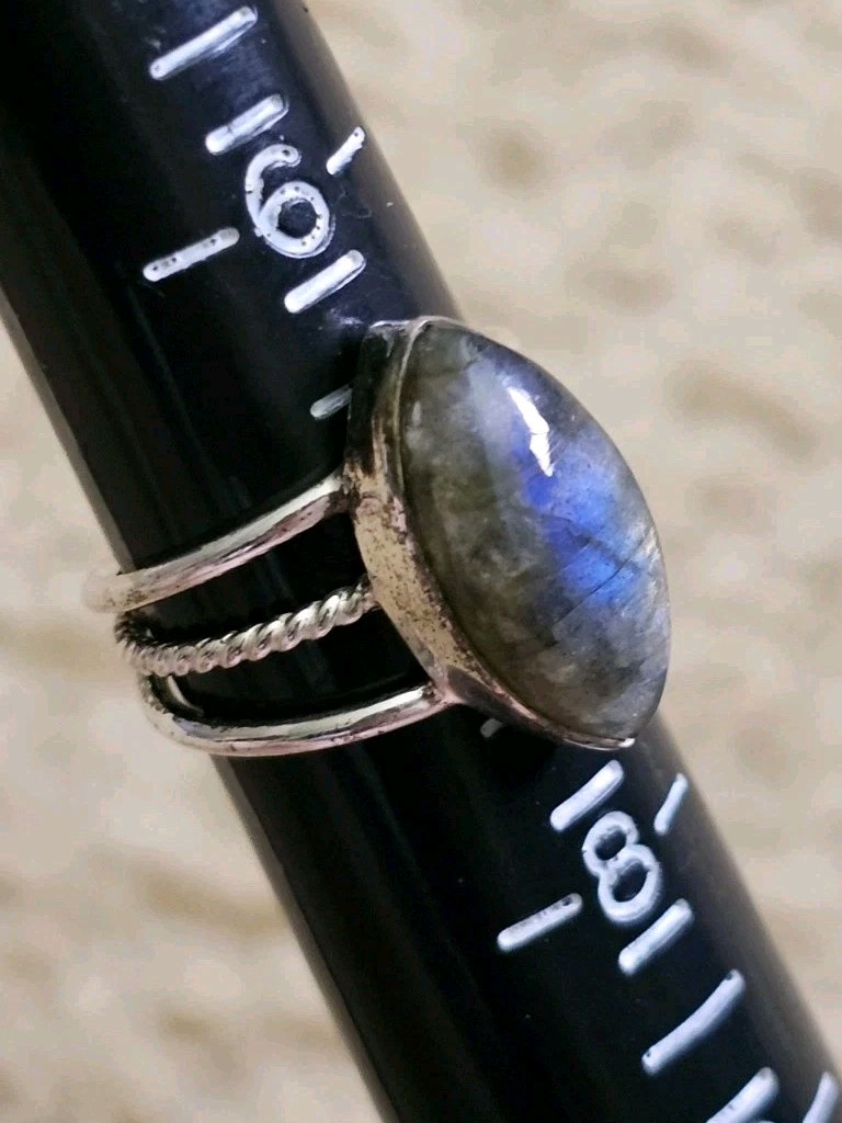 Sterling Silver Labradorite Ring, Size 7, Crystals & Stones, Mineral Specimen