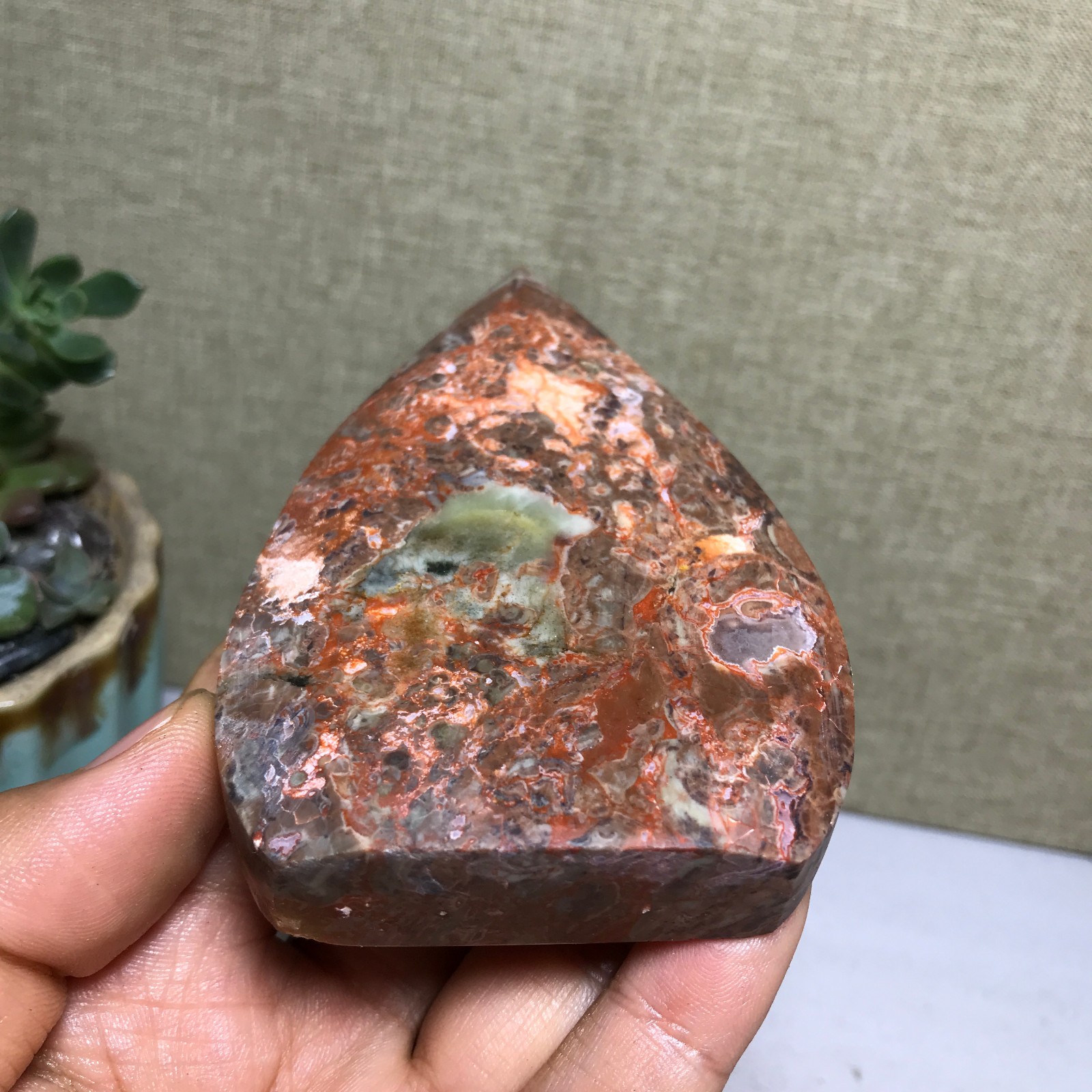 Natural Indonesian Bloodstone agate point leaf Crystal specimens 168g A5155
