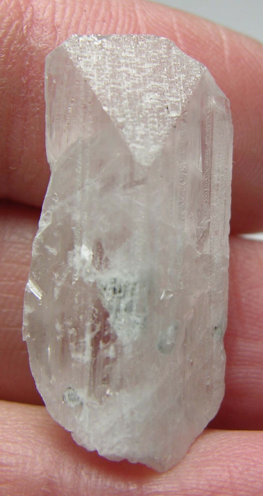 #2 Mexico 23.90ct Natural Raw Rough Danburite Crystal Stick Specimen 4.75g 28mm