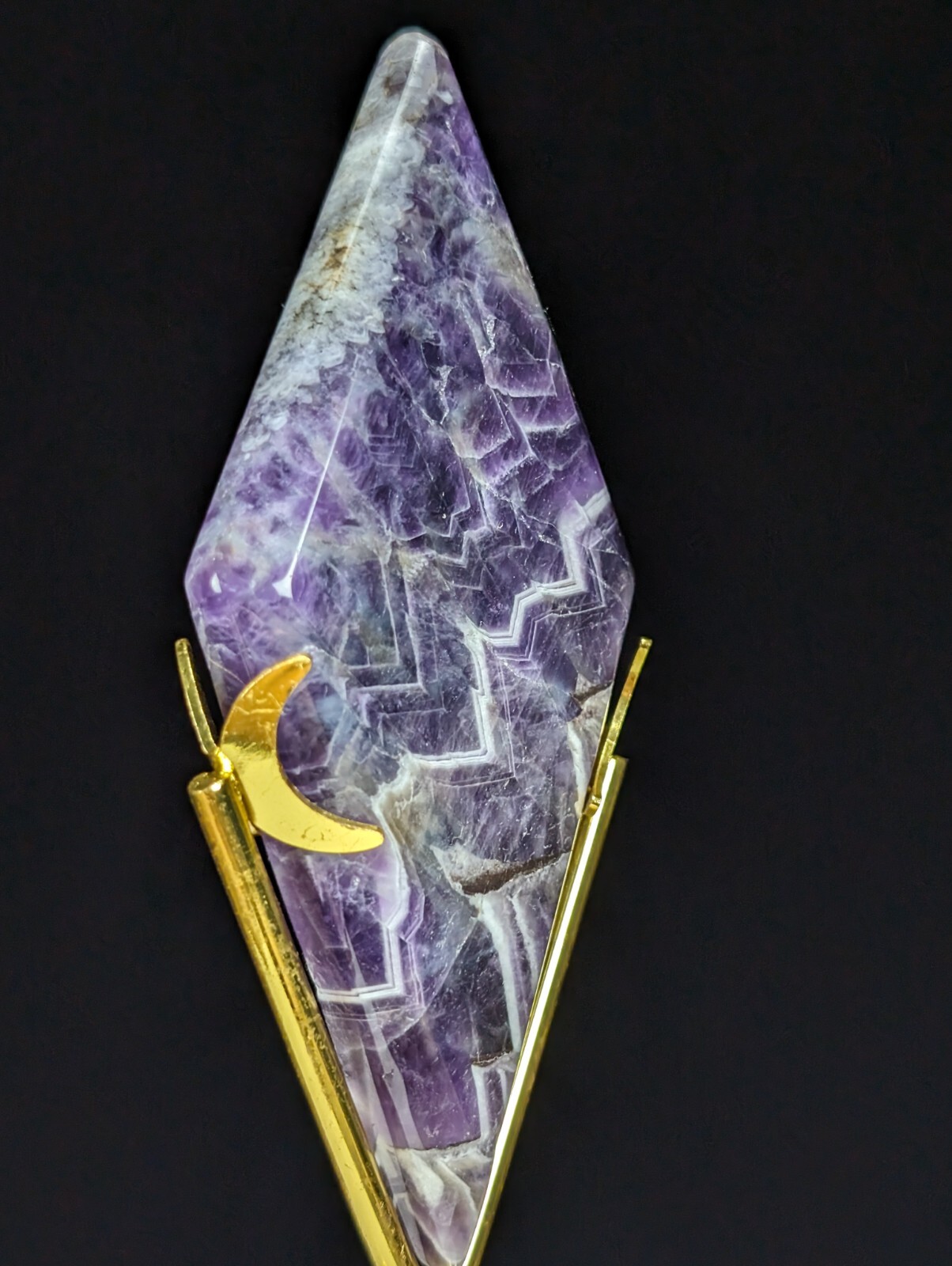 Chevron Amethyst Carving Dream Diamond Rhombus Crystal Gemstone Chakra Mineral