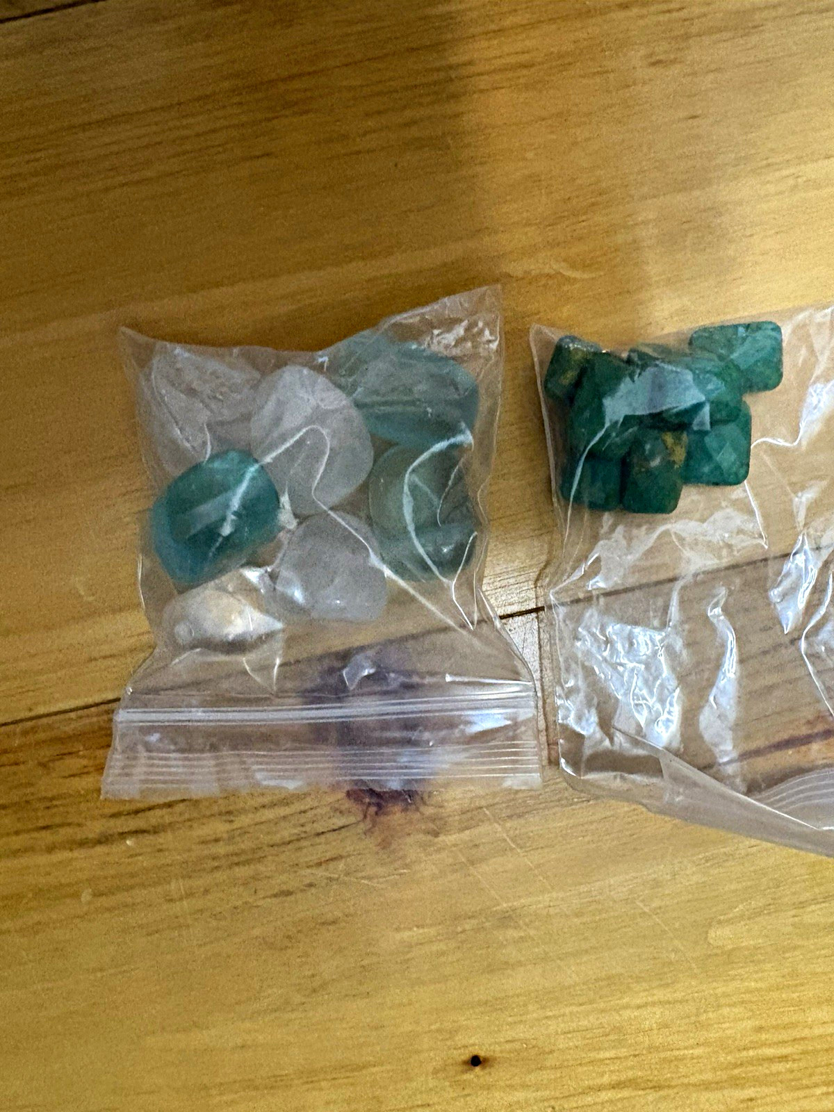 Mixed Assorted Tumbled Green & Clear Crystal Mineral Pieces Lot, Bagged