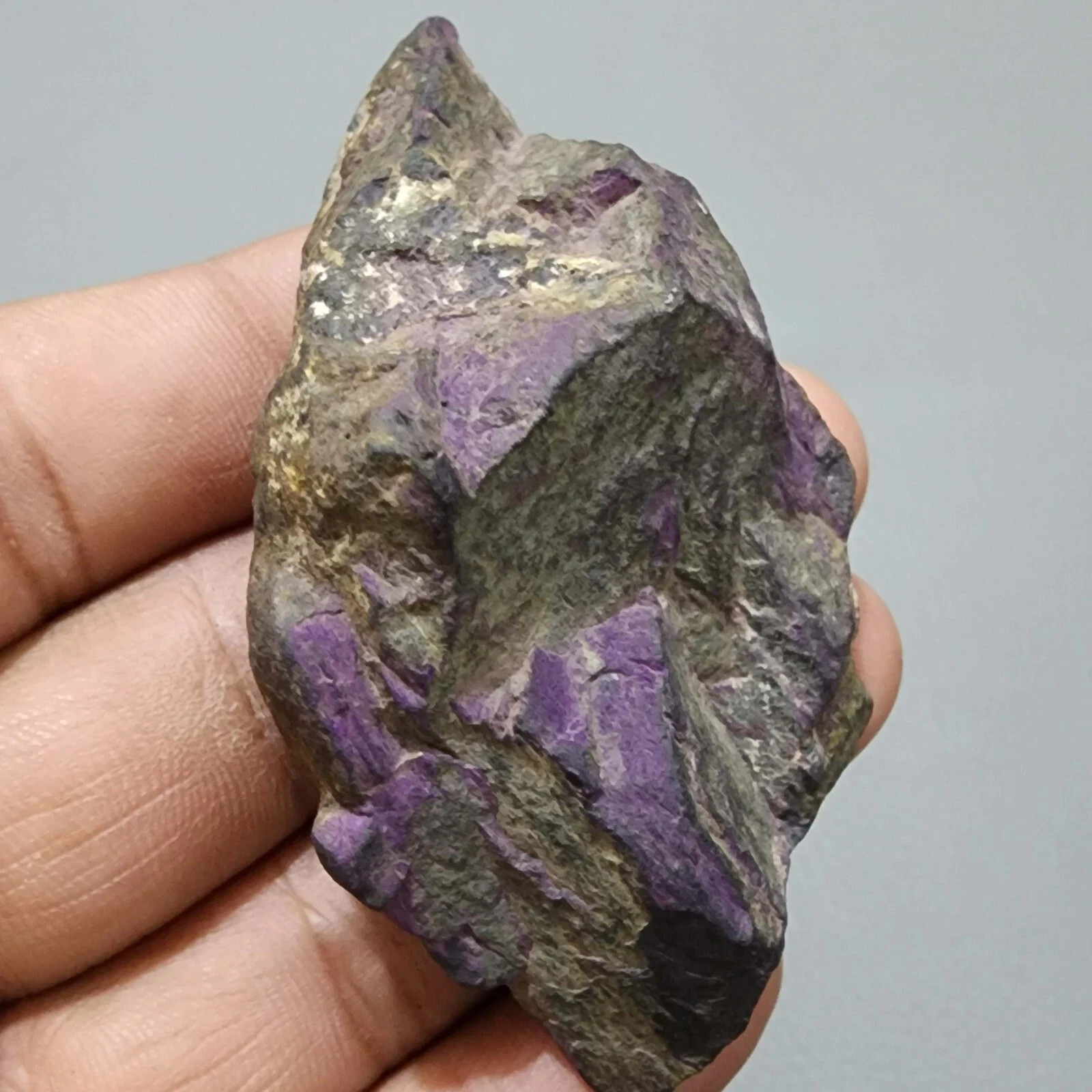 100% Natural Amazing Purple Purpurite Raw 386 Crt Purpurite Rough Gemstone