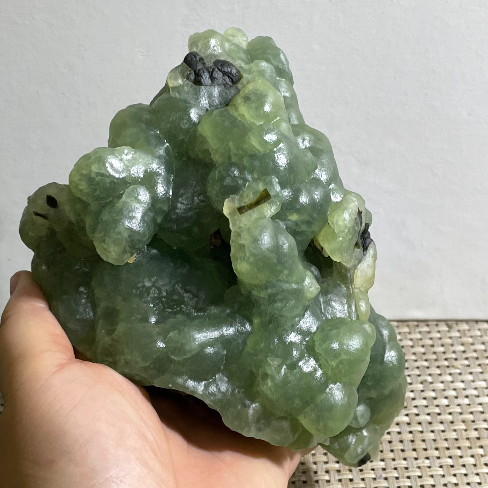 Natural green chalcedony grape agate crystal specimen Indonesia 1157g b105