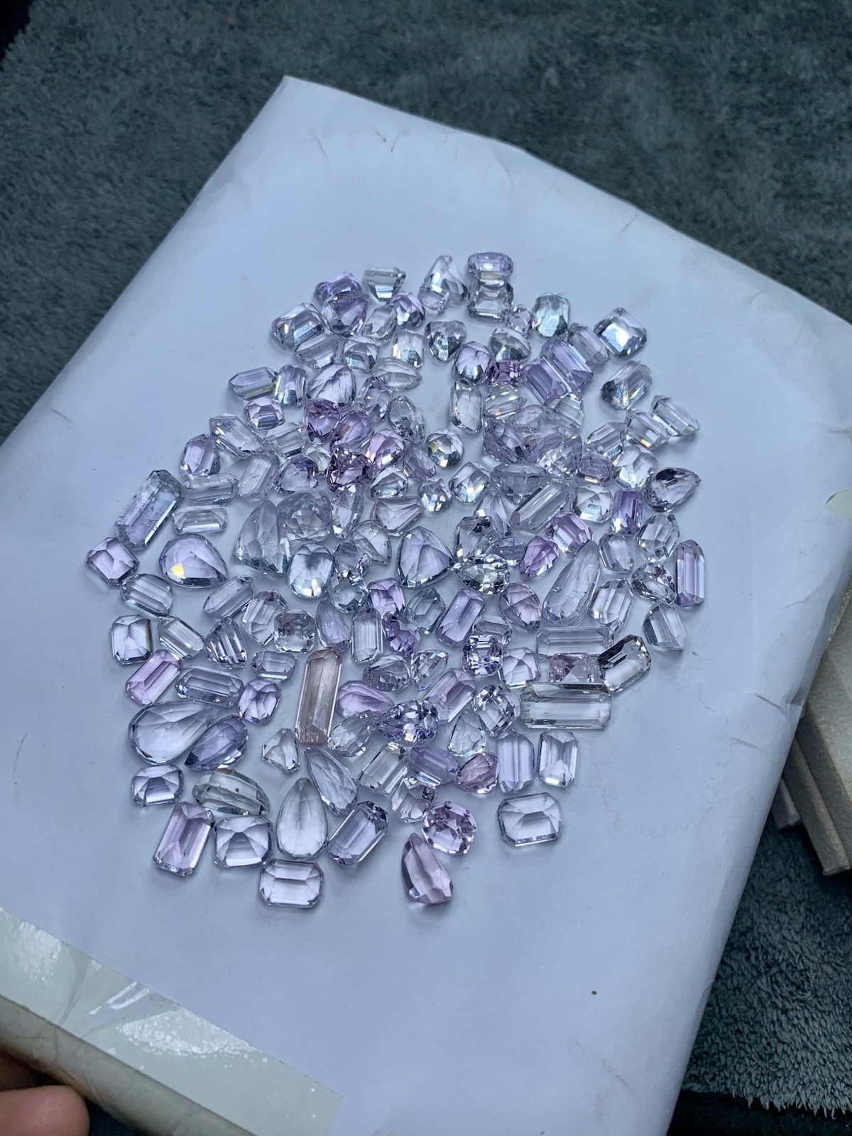 Multi Colour Kunzite 250 Carats Loupe Clean And Eye Clean Gemstones Lot