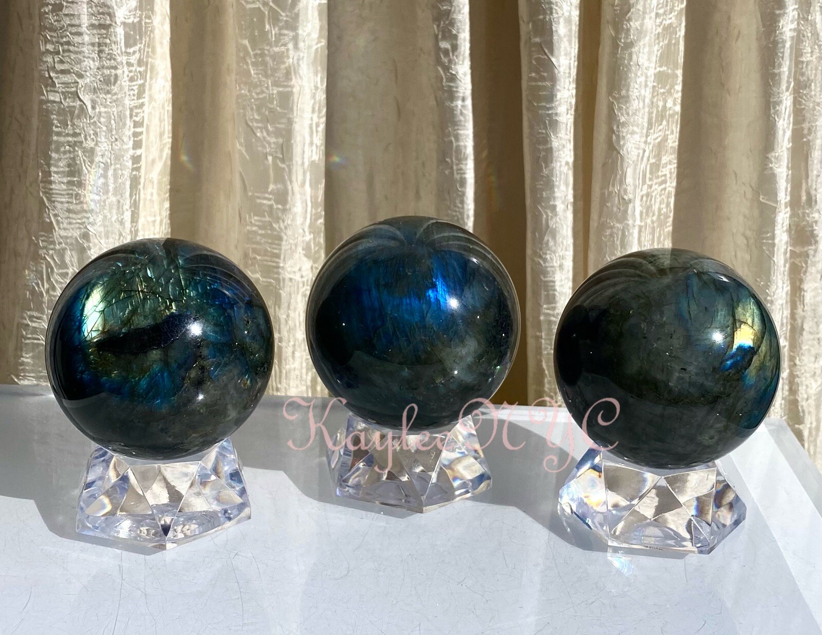 Wholesale Lot 3-5PCs Natural Labradorite Spheres Crystal Healing Energy 2.8-3lbs