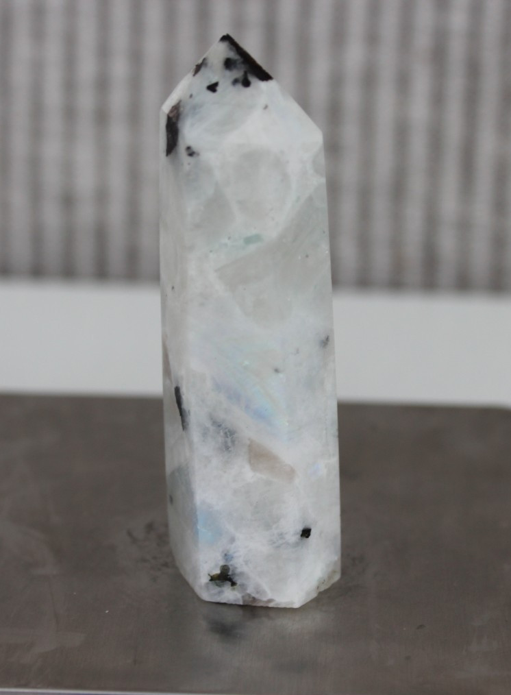 RAINBOW MOONSTONE POINT 3.10 INCHES TALL/ 75.9 GRAMS
