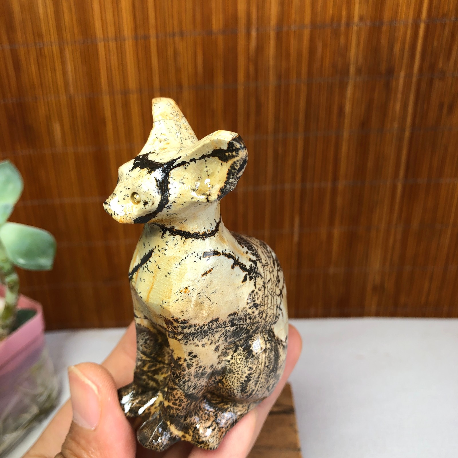 Rare Natural Traditional Chinese Painting Hand Carving Animal Model 136g g8397