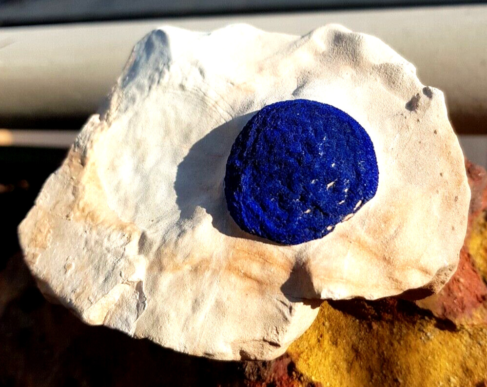 AZURITE SUN ON KAOLINITE MATRIX 87 X 73 X 29 MM 185 G