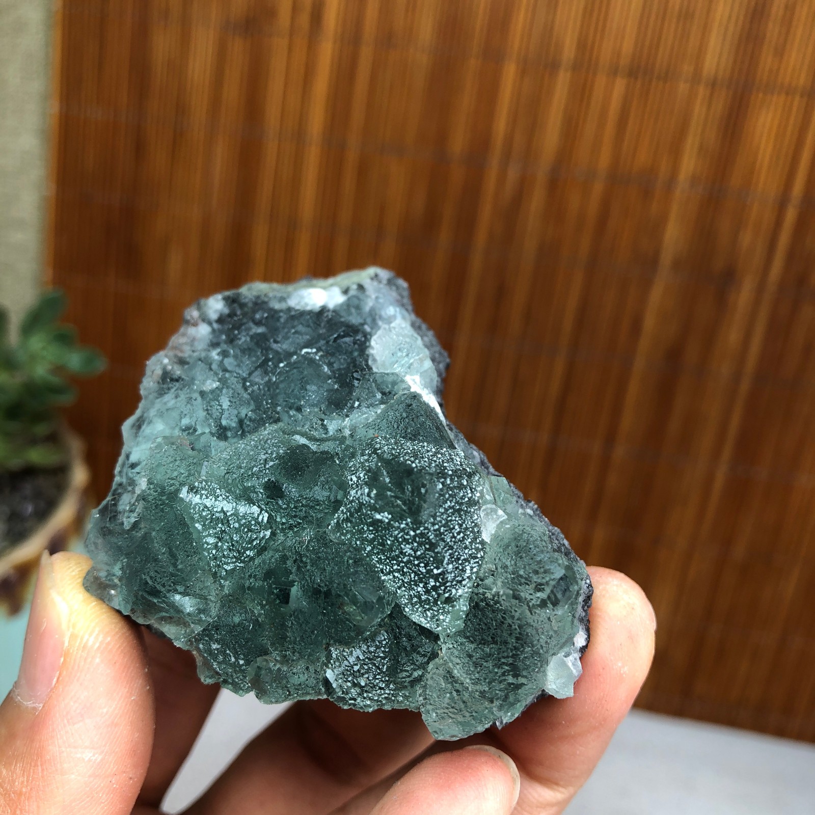 61-42-30mm Rare Natural Green Calcite fluorite Mineral Specimen 85g A6126