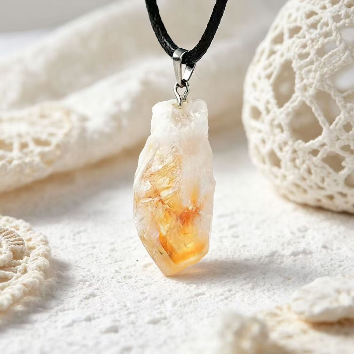 Raw Citrine Crystal Pendant Healing Protection Talisman Necklace for Women Men