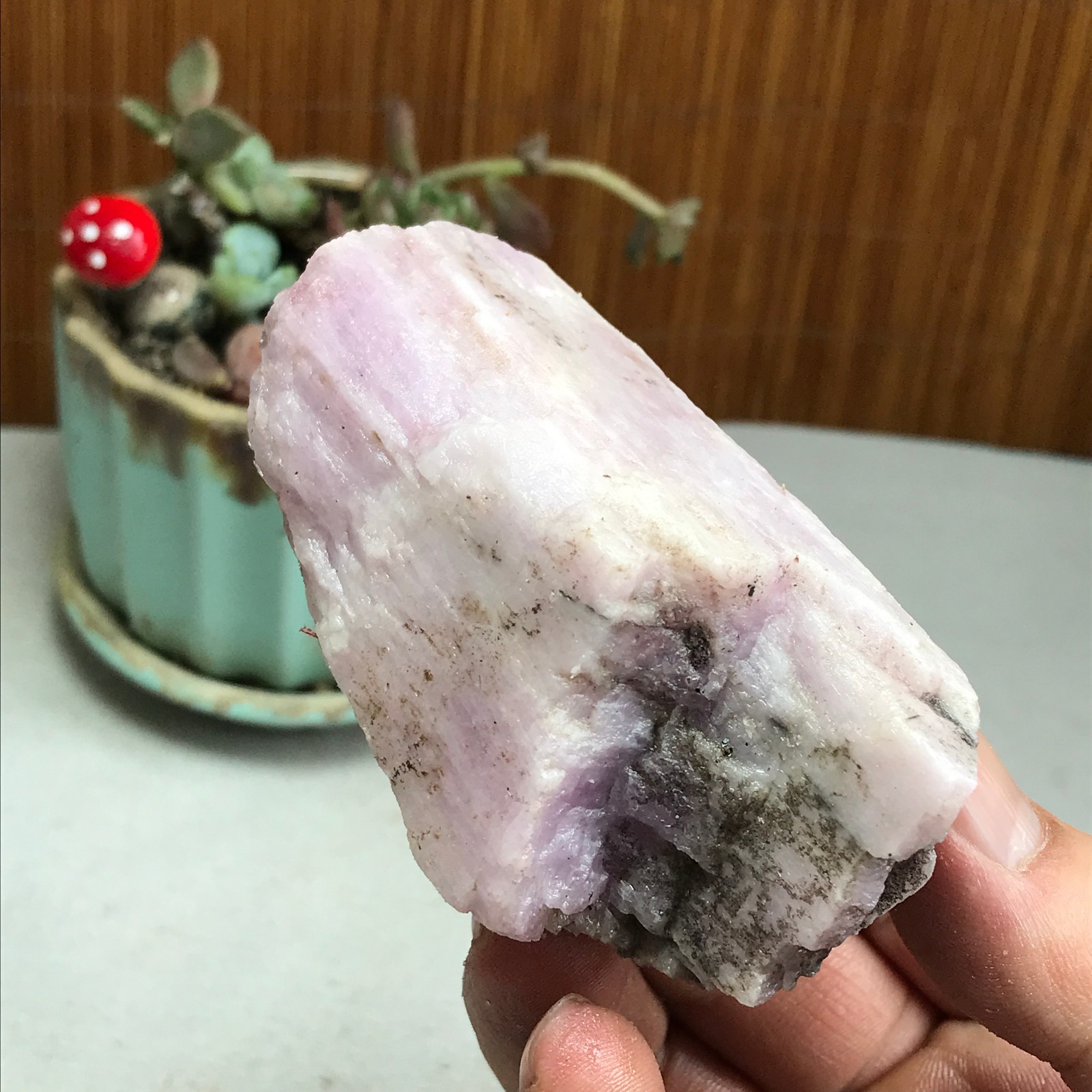80-52-37mm NATURAL ROUGH KUNZITE PINK SPODUMENE CRYSTALS 254g A4608