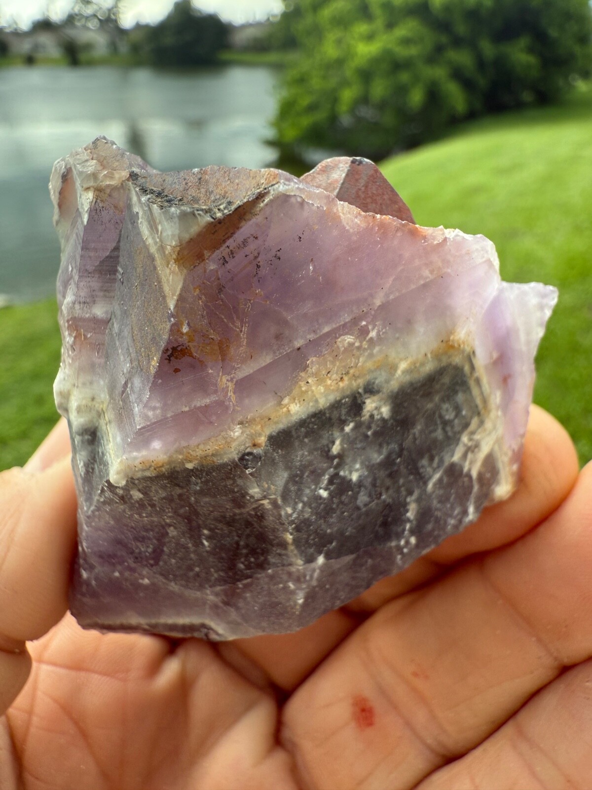 Auralite 23 Crystal Red Cap record keepers from Canada 146 grams 2.5″