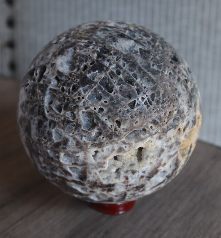 VERY LARGE SPHALERITE SPHERE 96.4 MM/ 1203.2 GRAMS (OVER 2.5 POUNDS)