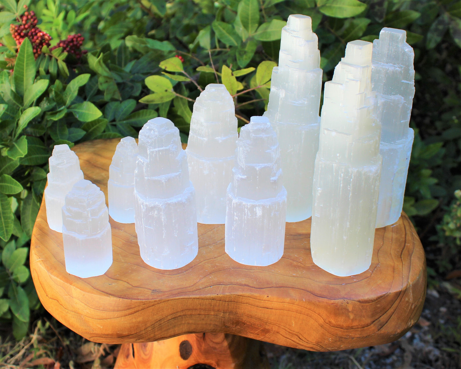 Selenite Crystal Tower: Choose 2.5″, 4″ or 6″ (Selenite Tower, Selenite Iceberg)