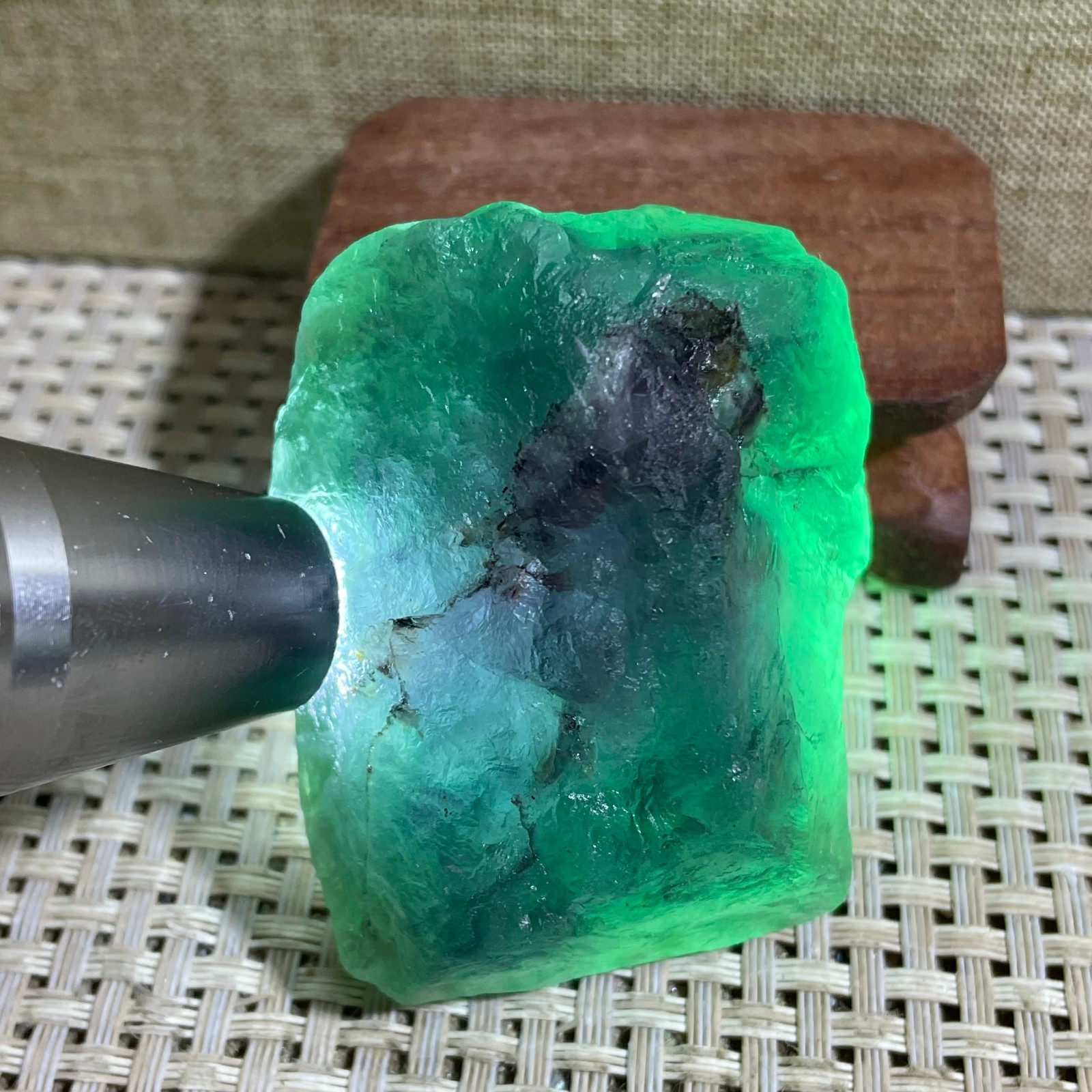 165g beautiful Rainbow Fluorite Rough stone specimens cure