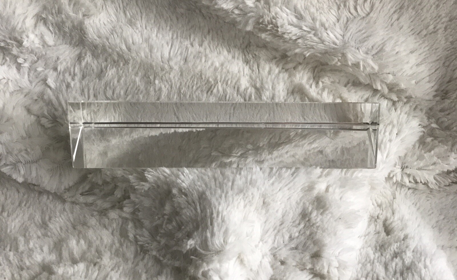 Amlong Optically Clear Crystal Triangle Bar Minimalist Original Box- Rare