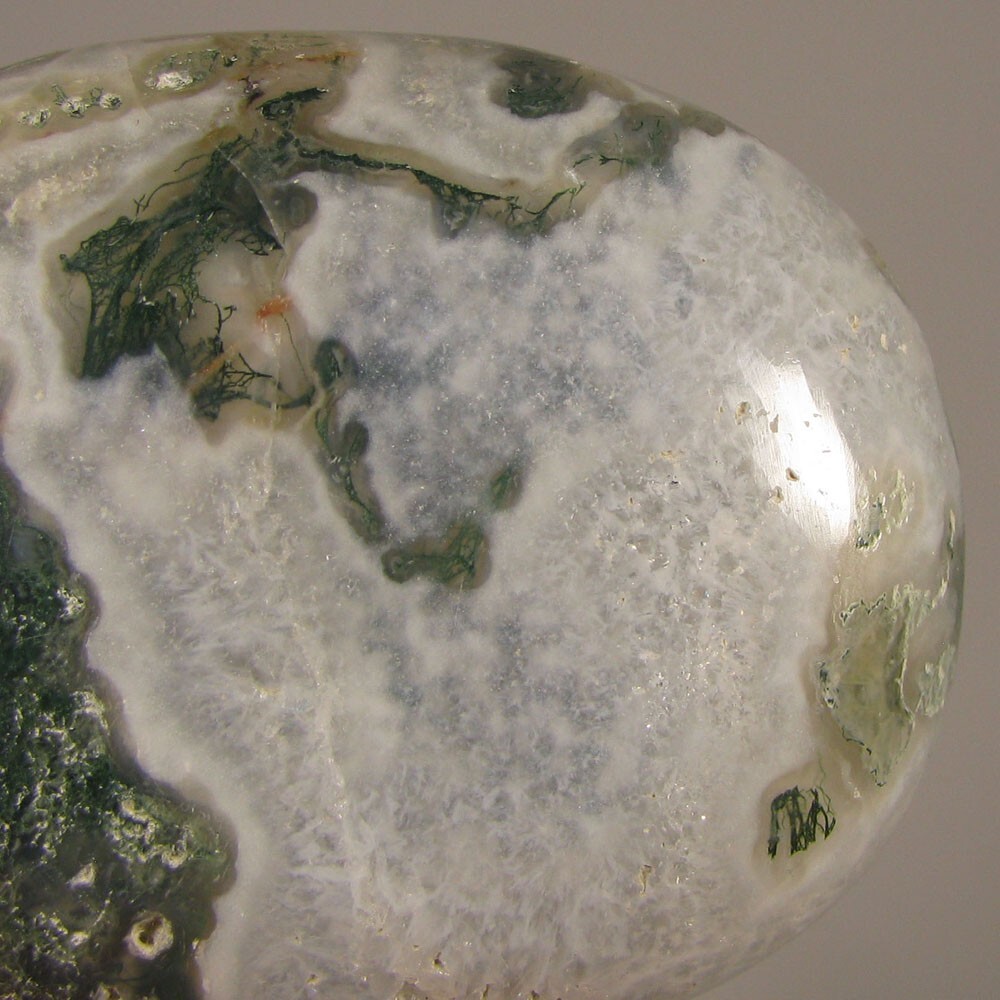 2.5″ GREEN MOSS AGATE Gemstone Polished Palm Stone – India