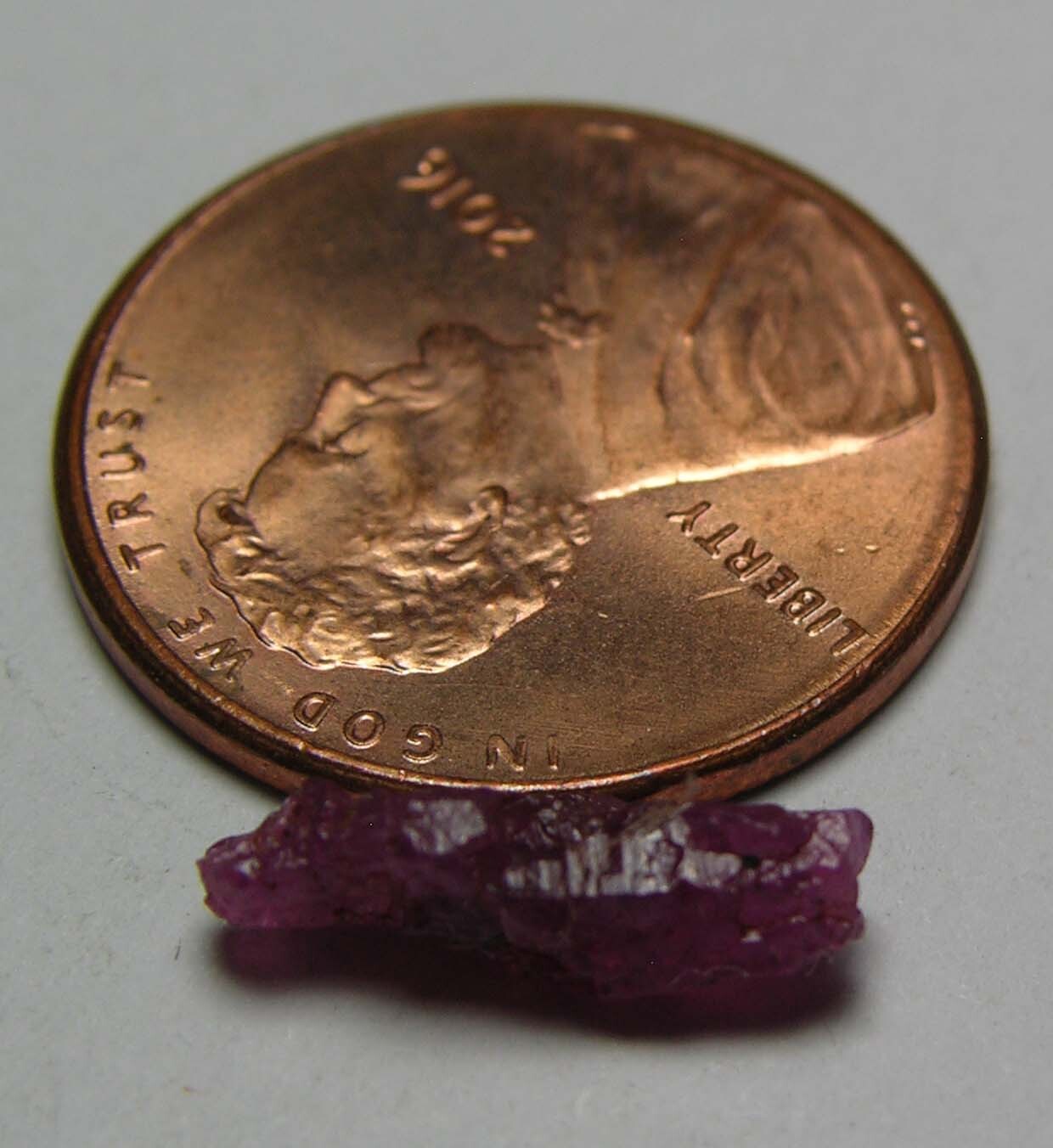 1.65ct Vietnam 100% Natural Red Ruby Dogtooth Crystal Specimen 0.30g 12mm