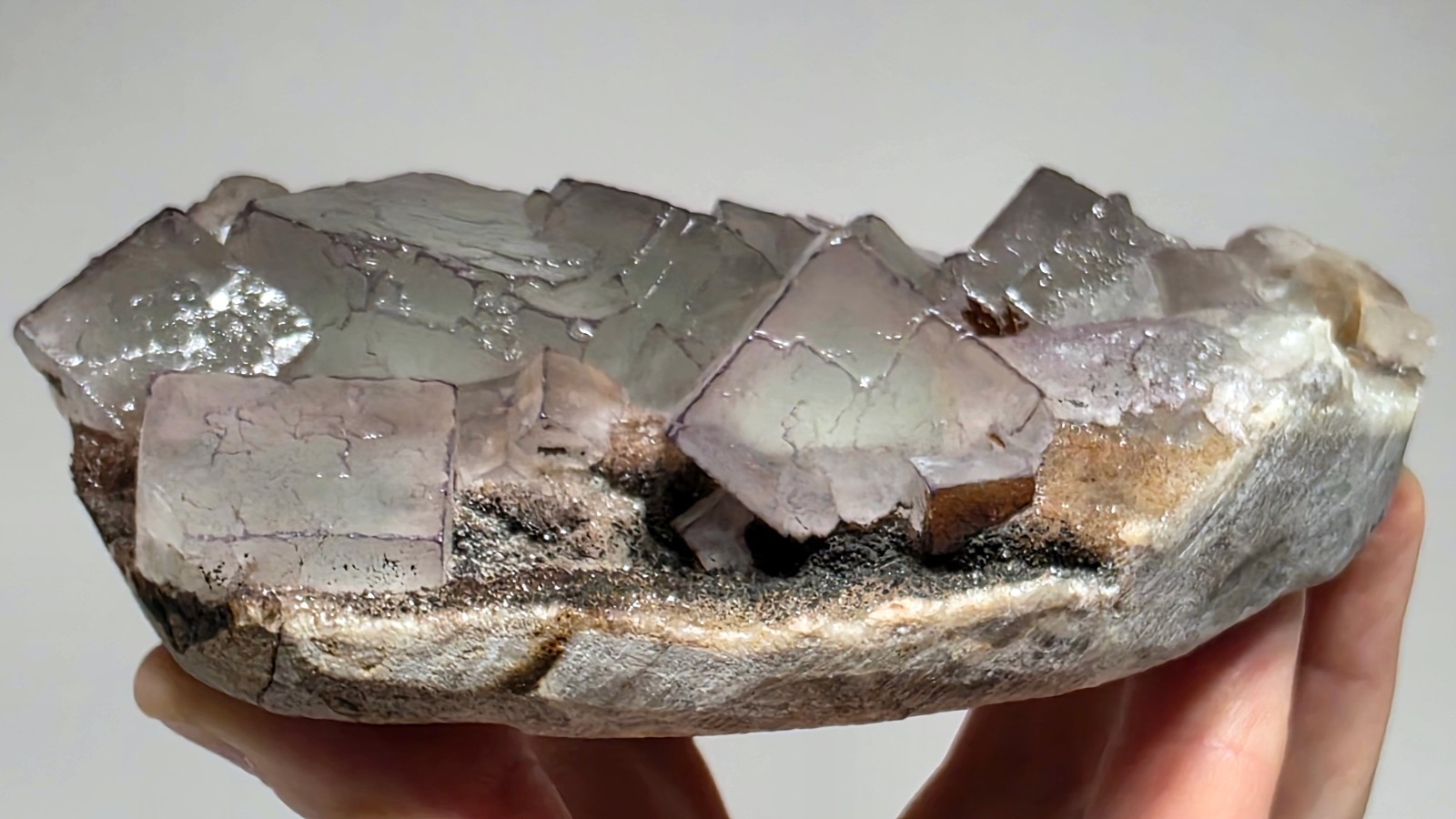 6.2″ Mint Fluorite Plate – Qinglong Mine, China – Large Cabinet Specimen (940g)