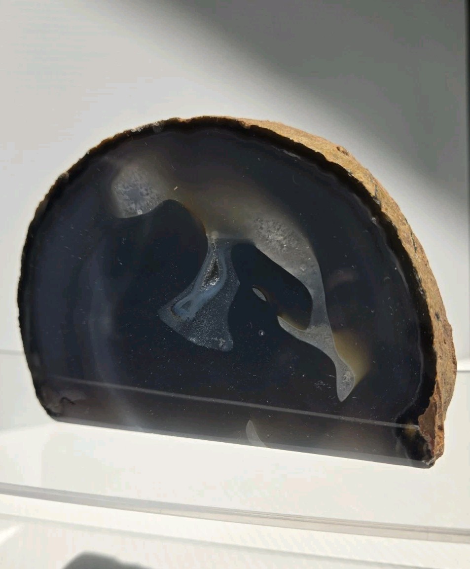 Natural Blue thick sliced Brazillian Agate stone Phantom of the Opera look