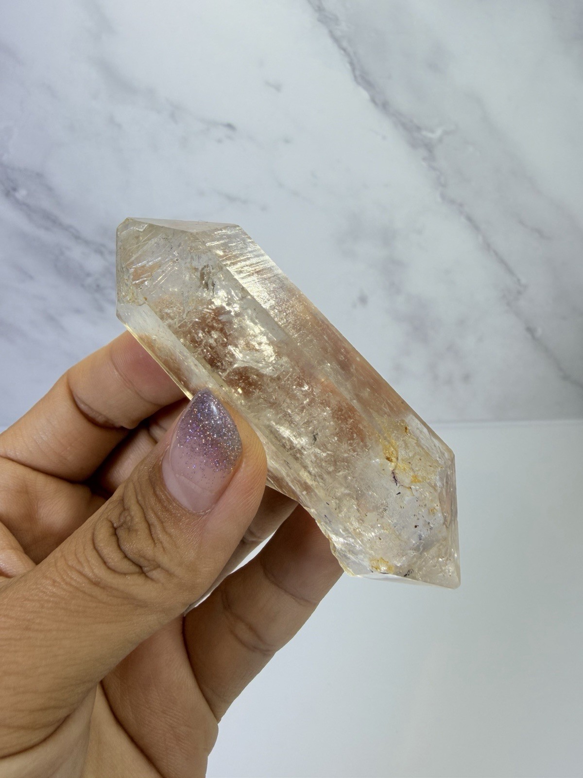 High Luster Enhydro Quartz w/ Moving Bubble &/or Carbon/Black Inclusions,A523