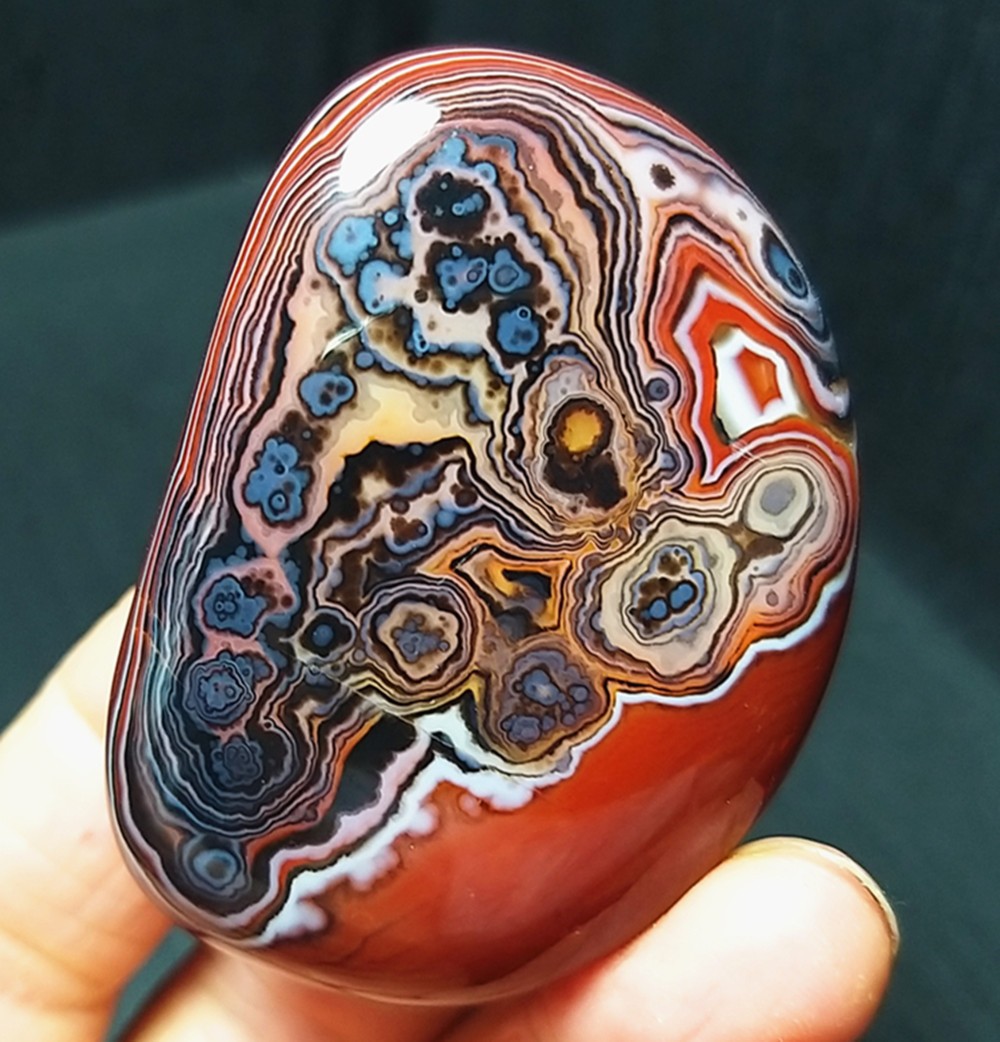 TOP 53g Natural Polished Silk Banded Lace Agate Stone Madagascar A4899