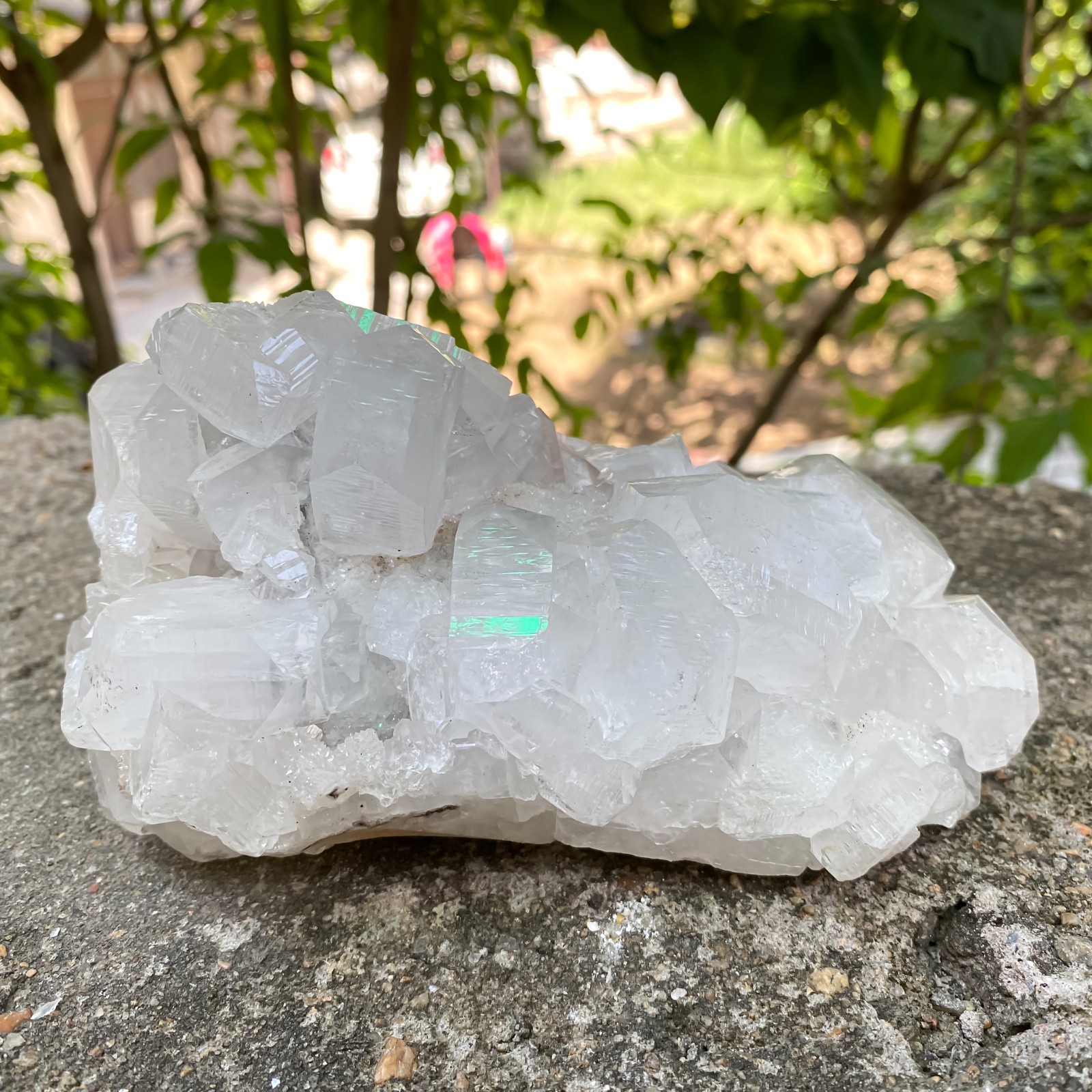 Large 2.2 lbs natural white apophyllite minerals geode minerals specimen