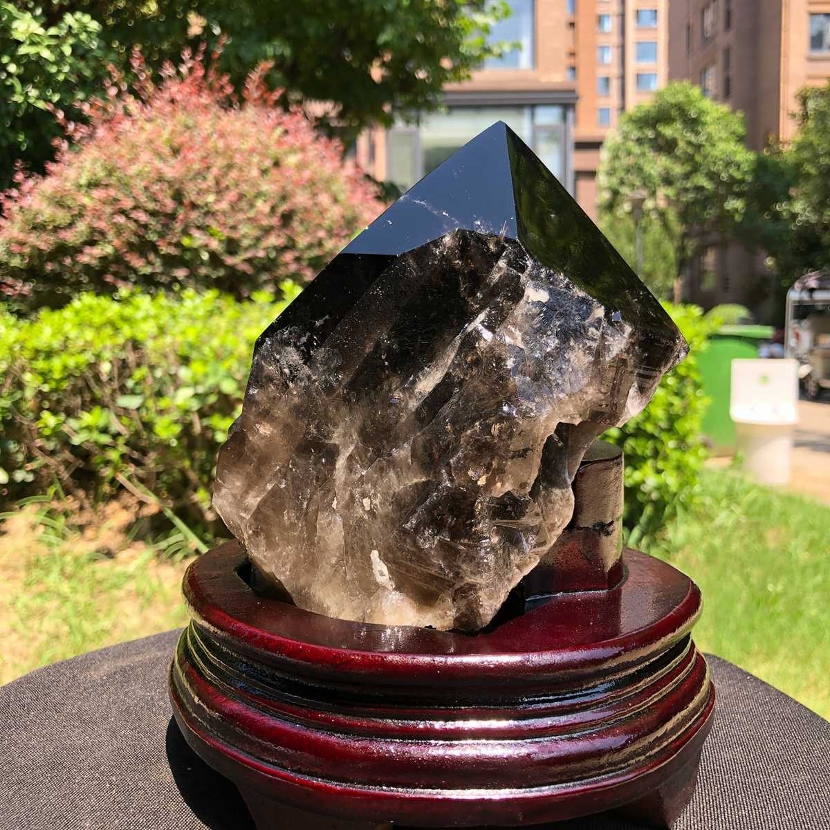 2410g Natural tea crystal specimen + pedestal MH1758