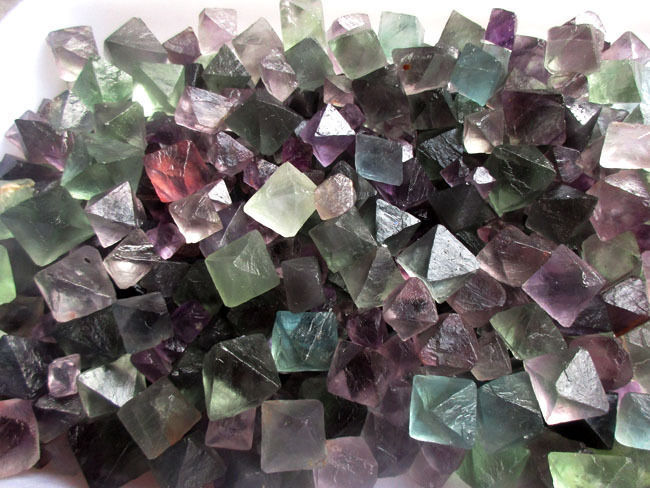 100g AAAA+++ Natural beautiful Fluorite Crystal Octahedrons Rock Specimen China