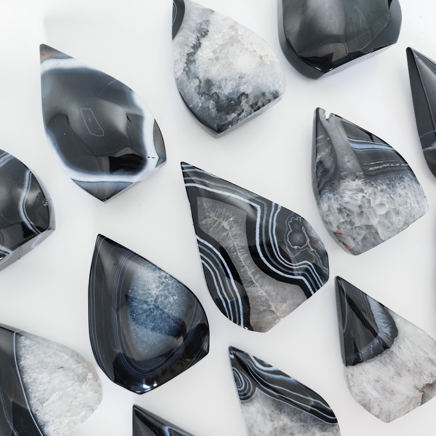 Natural Black Lace Agate Teardrop Carved Ornament Mineral Healing Decor Gift