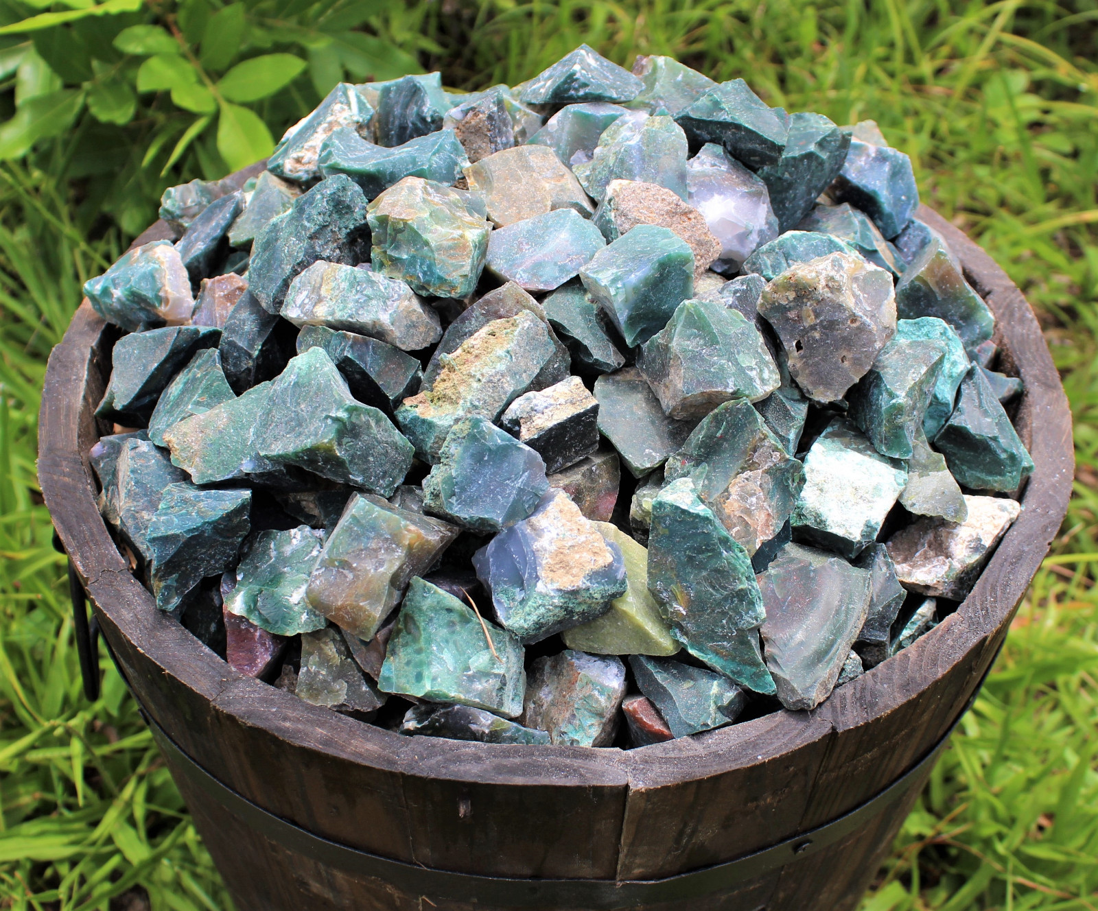 1/4 lb Bulk Lot Natural Rough Bloodstone Raw Rock Stone (Crystal Healing 4 oz)