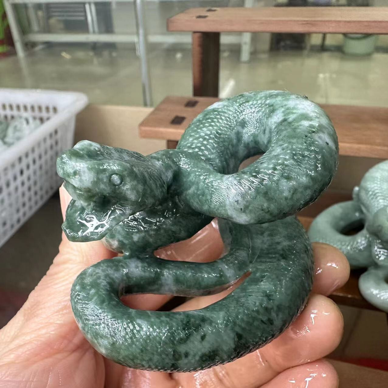 1pc Natural Jade Quartz Crystal Carved Snake Skull Reiki Healing decor gift