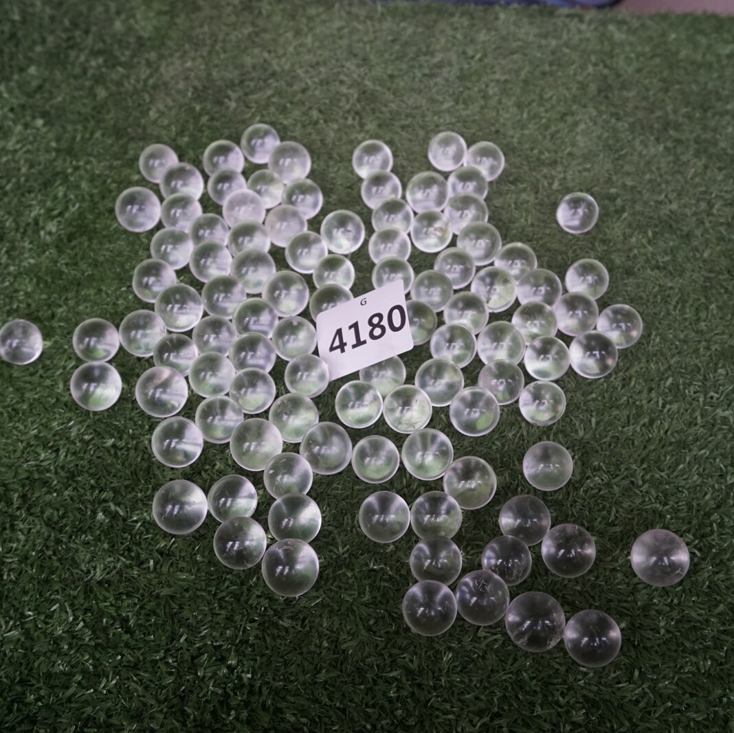 100Pcs Natural White Clear Quartz Crystal Sphere Ball Polished Healing 16-18mm