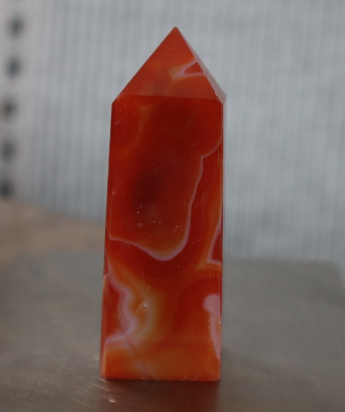 CARNELIAN POINT (4 SIDED) 2.86 INCHES TALL/ 65.6 GRAMS