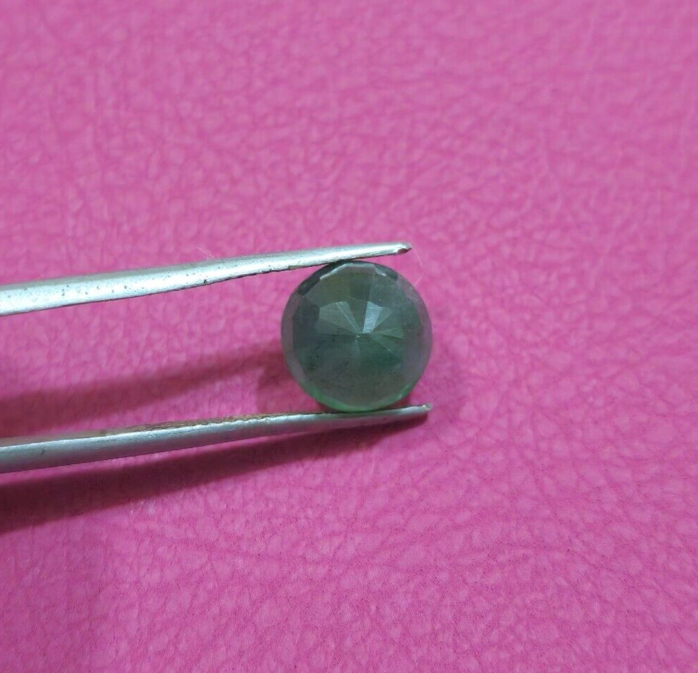 Gorgeous Zambian Green Emerald 3.30 Crt Faceted Round Cut Shape Loose Gemstone