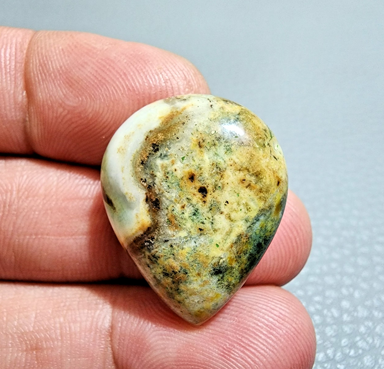 30.35ct Pear Shape Mariposite Gemstone Cabochon Polished Stone Jewelry Making