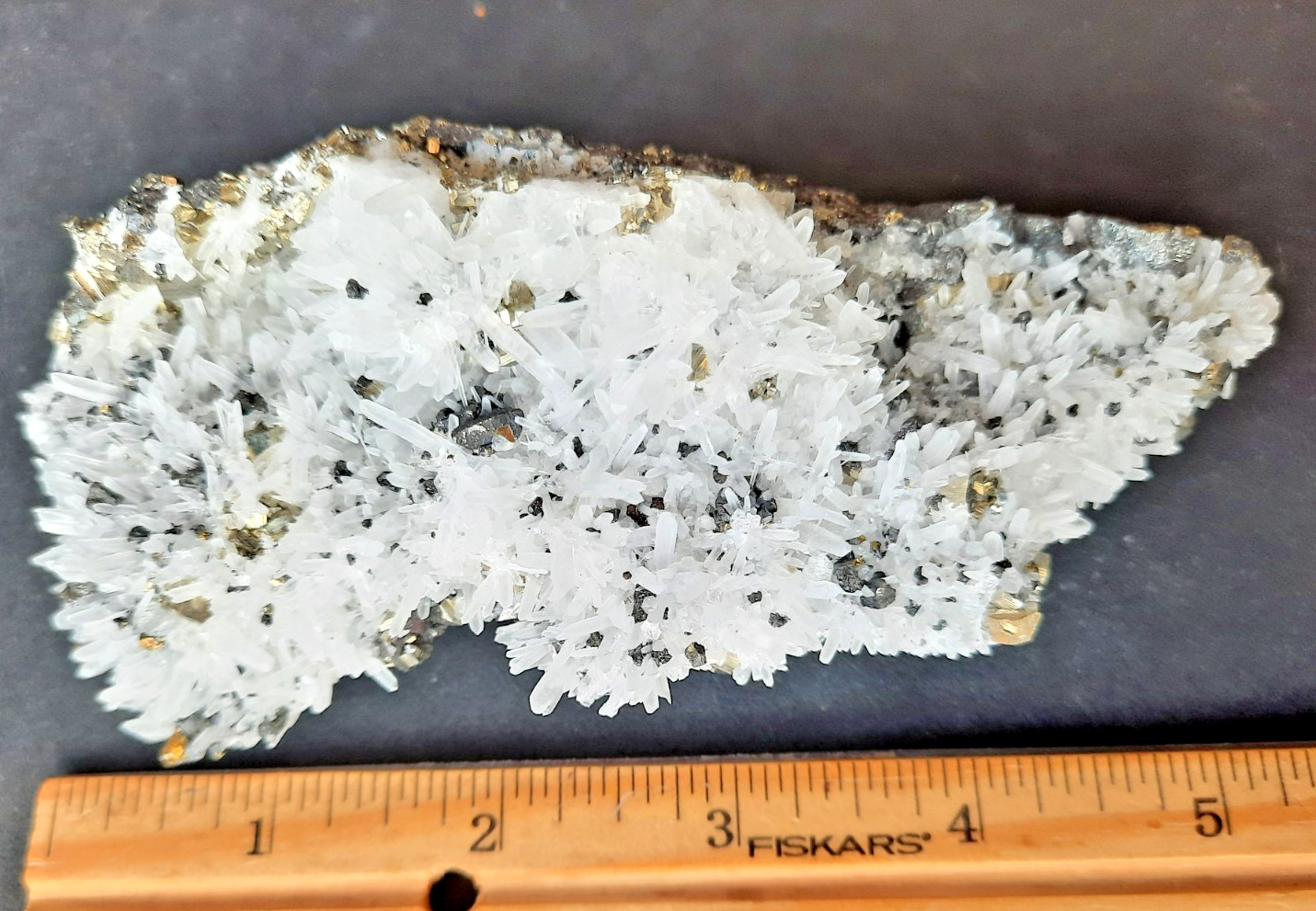 Long Quartz Crystal Cluster with Sphalerite and Pyrite Crystals Peru 372gr