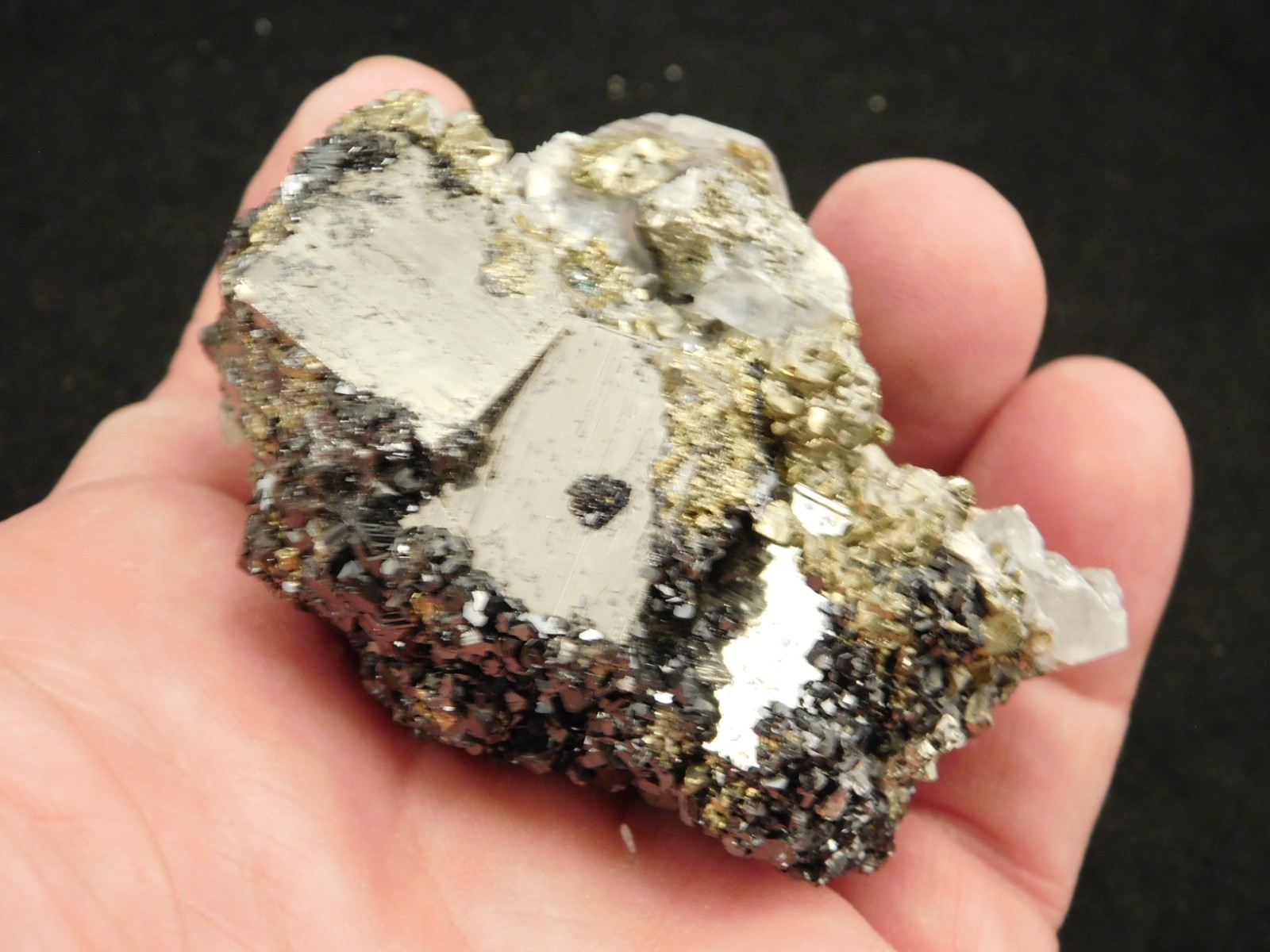 Sphalerite Crystals with Druzy Pyrite and FLUORESCENT Calcite Peru 195gr