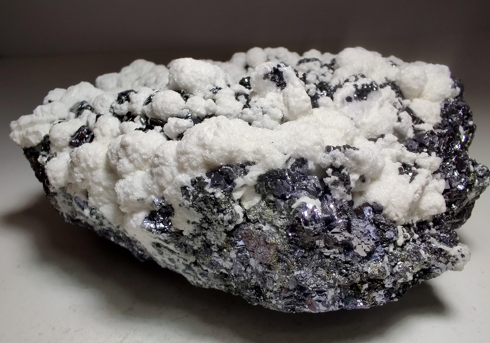 Galena & Manganese bearing Calcite, UV. Huanzala Mine, Peru. 3.9 lbs.