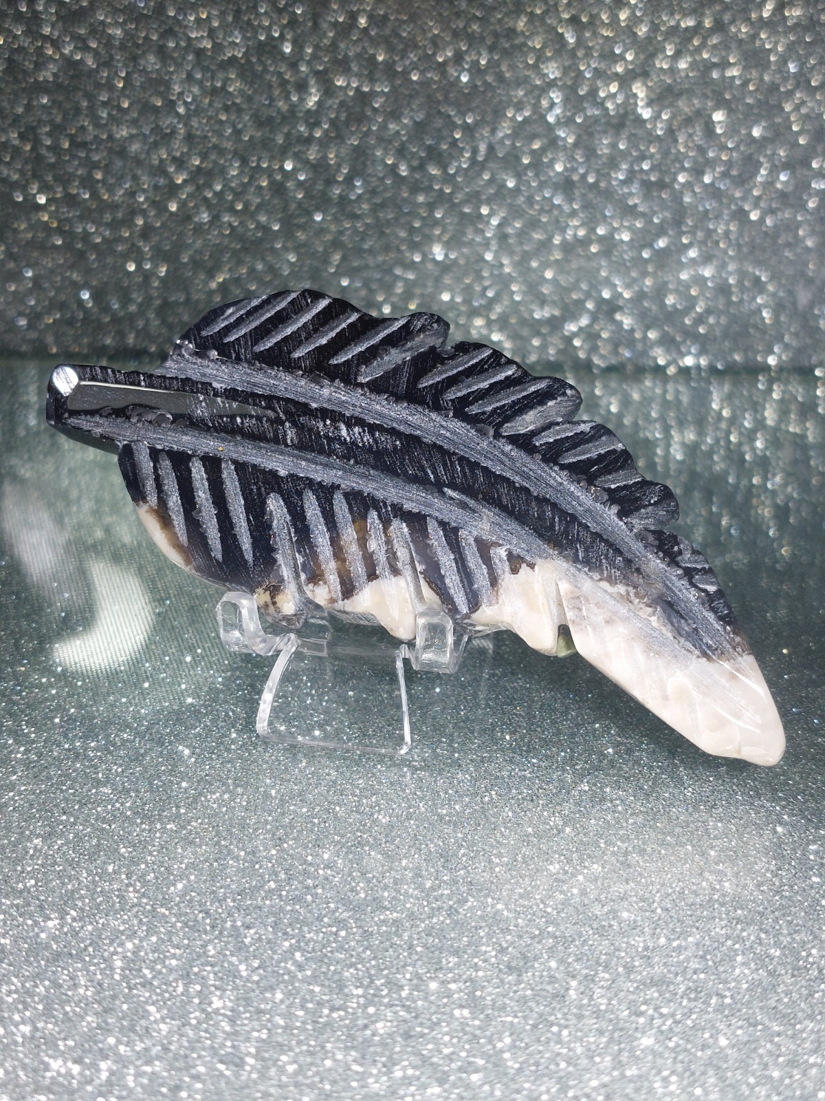 Volcano Agate Feather 78.6g 9.8cm w/ Stand – Grounding Stone (UV Reactive)